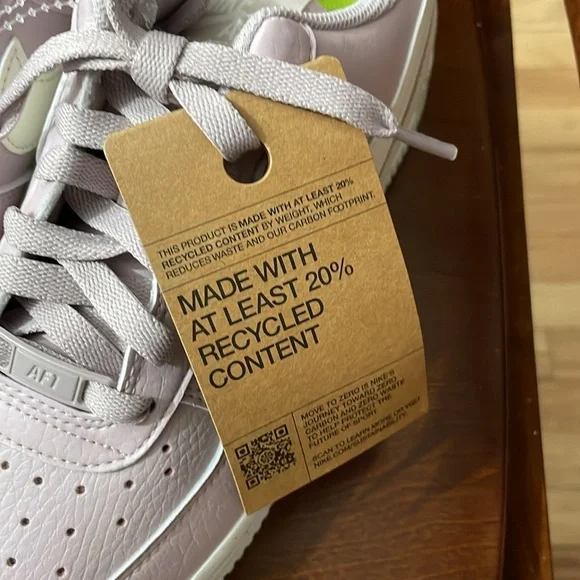 Nike Women's Athletic Shoes in Lilac and White - Picture 5 of 10